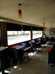 Restaurante en 1ª linea de playa con duplex