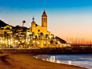 Traspaso Exclusivo Frente al Mar en Sitges Barcelona – Activo Prime con Alta Rentabilidad