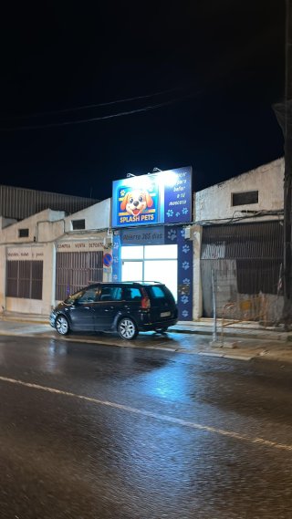 Se vende autolavado canino pionero en Puente Genil