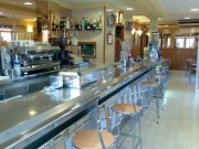 bar cafeteria 