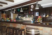 Se traspasa Bar-Restaurante en funcionamiento
