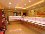 ¡se vende local con negocio todo montado!