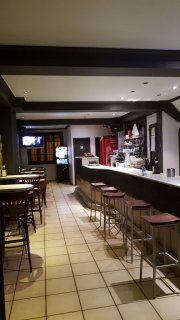 Se traspasa café-bar en A Pobra