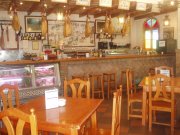 restaurante frente a palacio de congresos y exposiciones en sevilla este