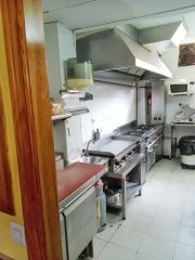 Venta de hamburguesería por jubilación.