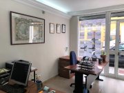 Se traspasa local en funcionamiento como agencia inmobiliaria.