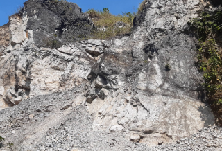 Venta mina de mármol