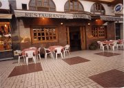 bar restaurante en muy buena zona
