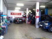se vende taller mecánico con local 
