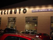 Centro comercial venta y reparación de vehículos multimarca