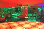 bar musical con licencia de café-teatro. disco show